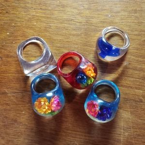 vintage Jewelry - Lot of Five Vintage Lucite Rings vintage Jewelry - Lot of Five Vintage Lucite Rings